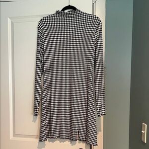 SO Monochrome Houndstooth Dress